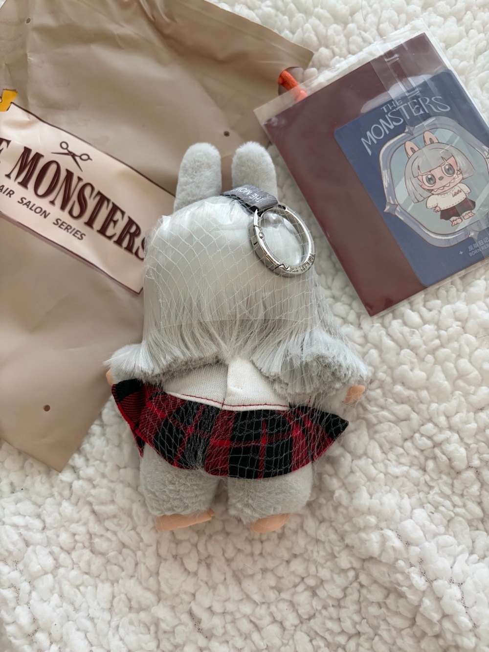POP MART The Monsters Hair Salon Series Labubu - Born Rebel Vinyl Plush Pendant - Picture 2 of 2